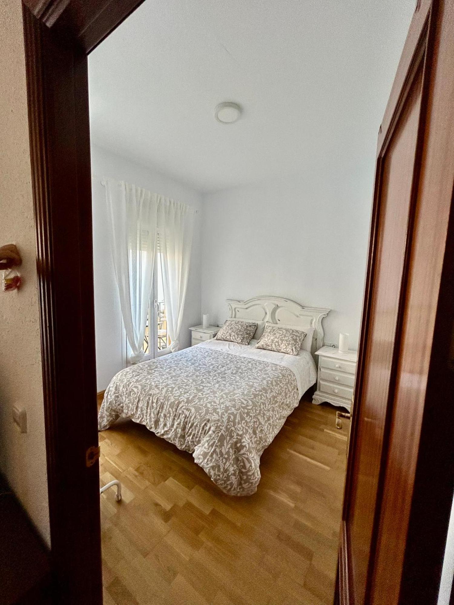 Apartamento Urban Victoria Kordoba Bagian luar foto
